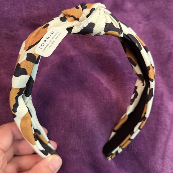 torrid Accessories - Torrid Leopard Print Headbanf